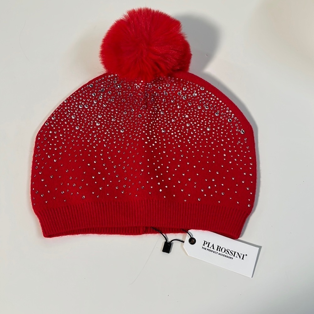 PIA ROSSINI NWT Silver Stud Faux Fur Red Pompom Ribbed Knit Fall/Winter Beanie